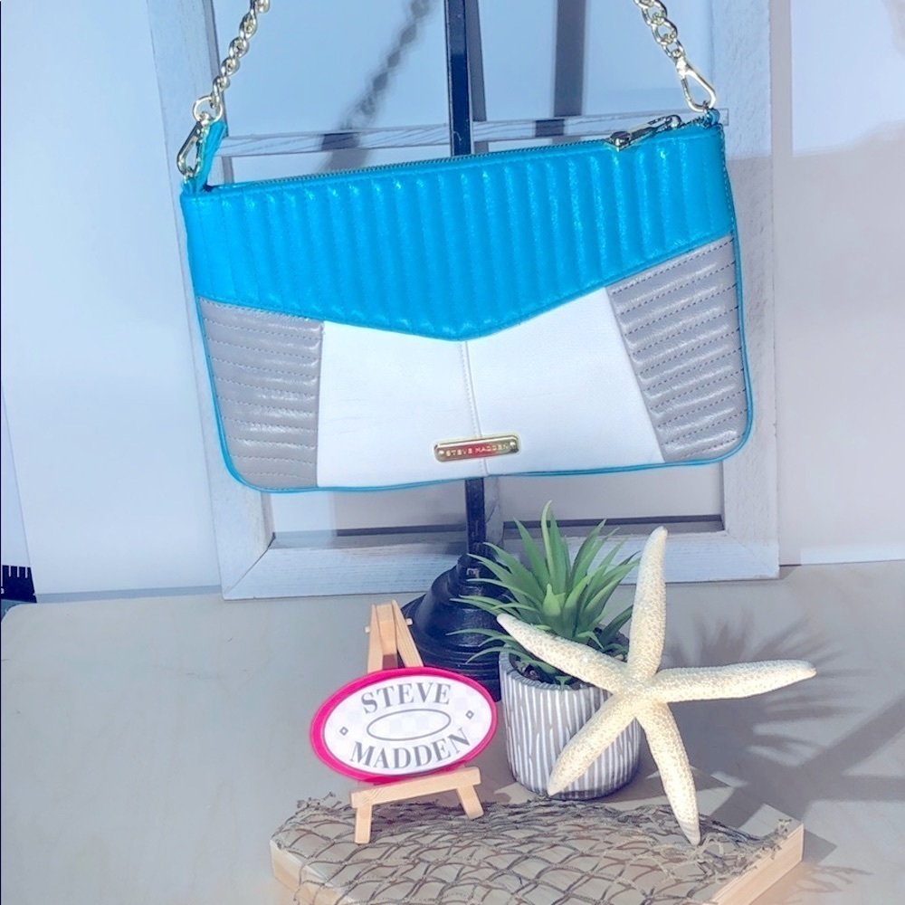Steve Madden ~ Three Color Crossbody
